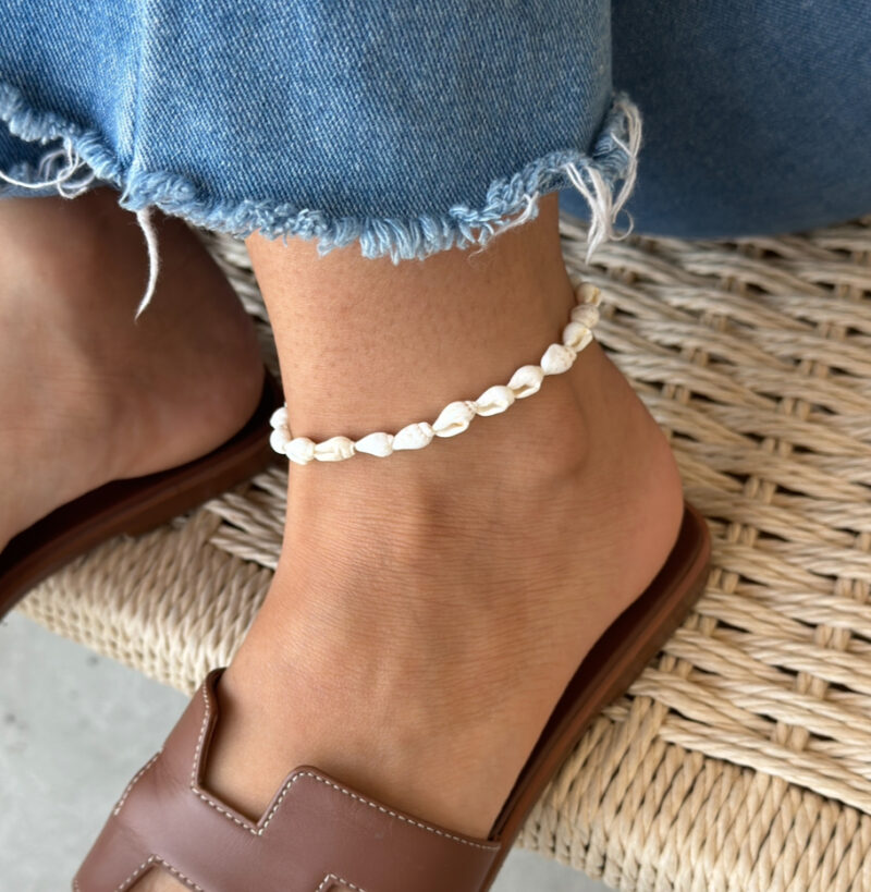 Shell anklet
